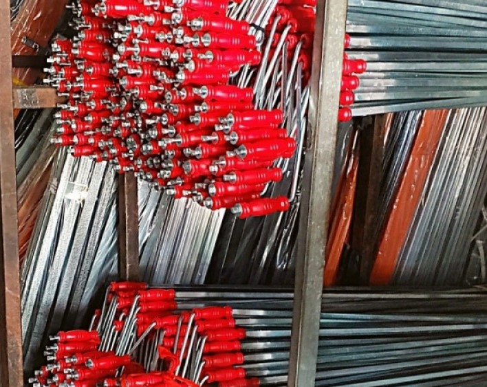 Tay quay mái hiên di động Tay quay mái hiên di động